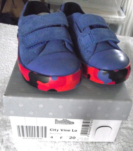 Clarks Boys City Vine Blue Camo Suede Machine Washable First Shoes - Size 4F NEW