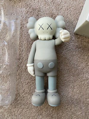 MEDICOM TOY - KAWS SHARE BROWN GREY 2個セット Kaws Five Years Later Companion Grey 5YL 2004 Medicom Toy