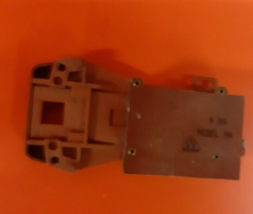 Waschmaschine HOTPOINT WM54P Türschloss