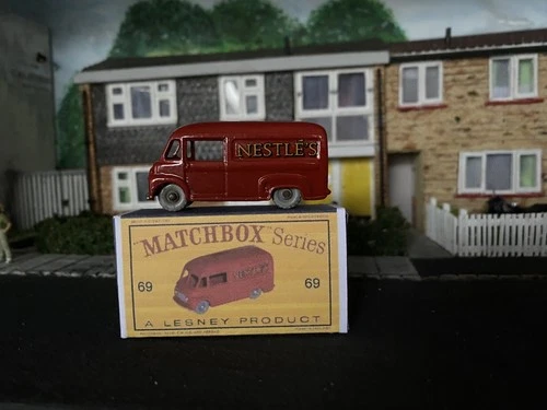 Lesney "Matchbox" 1-75 Series No69A - Commer Nestles Van 1959 In Ex-Cond - Boxed