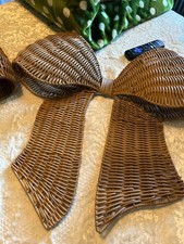 zestaw 2 plastikowych kokard rattanowych