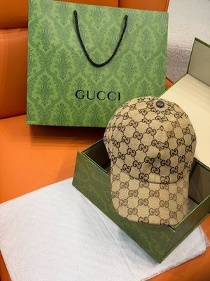 Gucci GG Supreme Unisex Baseball Cap All Over GG Monogram Hat