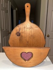 Vintage Wood Country Heart Farmhouse Wall Hanger Paper Plate Rack Holder