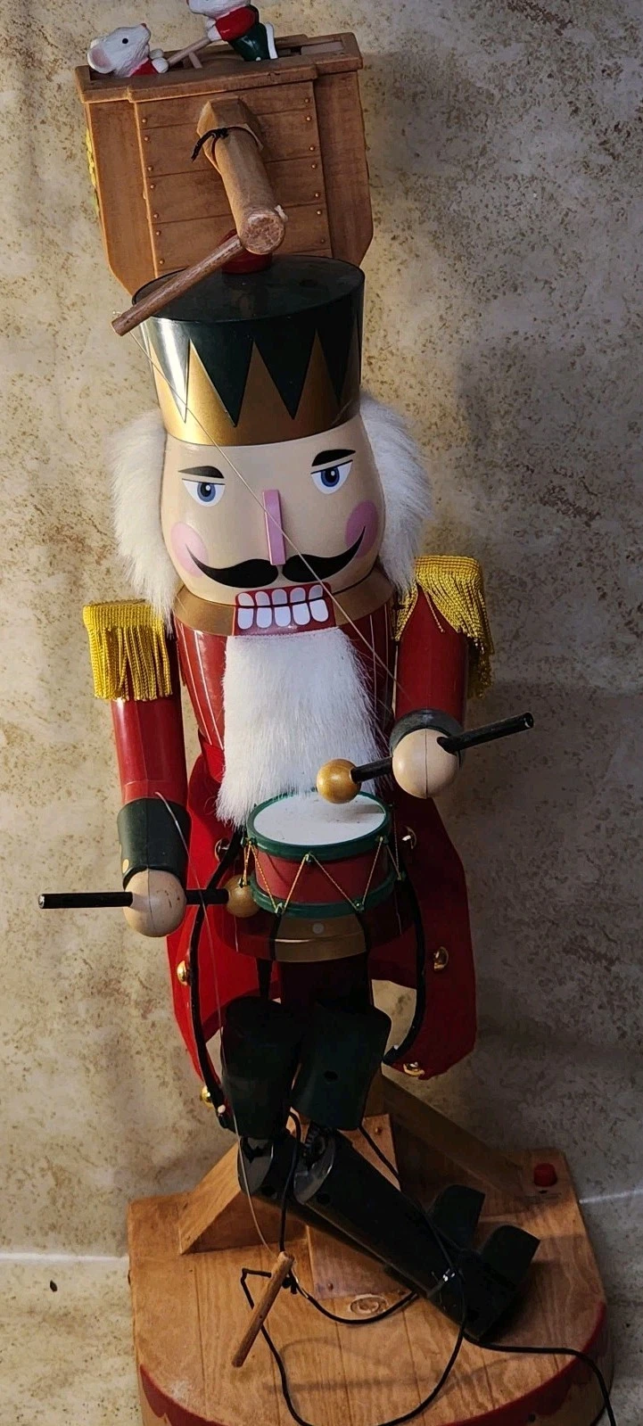 ANIMATED NUTCRACKER MARIONETTE TOY SOLDIER HOLIDAY CREATIONS LARGE 23" As Is
Opens in a new window o