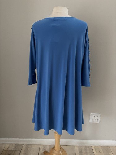 NWT Sympli Tunic Top Cut Out 3/4 Sleeves French Blue Asymmetrical Jersey Size 16 - Picture 2 of 6