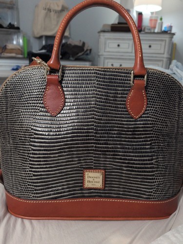 Dooney& Bourke Lizard Embossed Handbag
