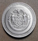 New York World’s Fair Official Medal, 300th Anniversary Of The Founding Of The C — photo 2