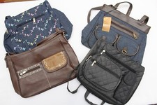 LOT OF 4 WOMENS PURSES HANDBAG TOTE PURSE MAKEUP BAG BAG NEW 