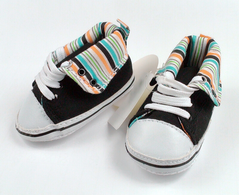 BNIB Designer Baby Boy Canvas High Tops Shoes, size 36912 months