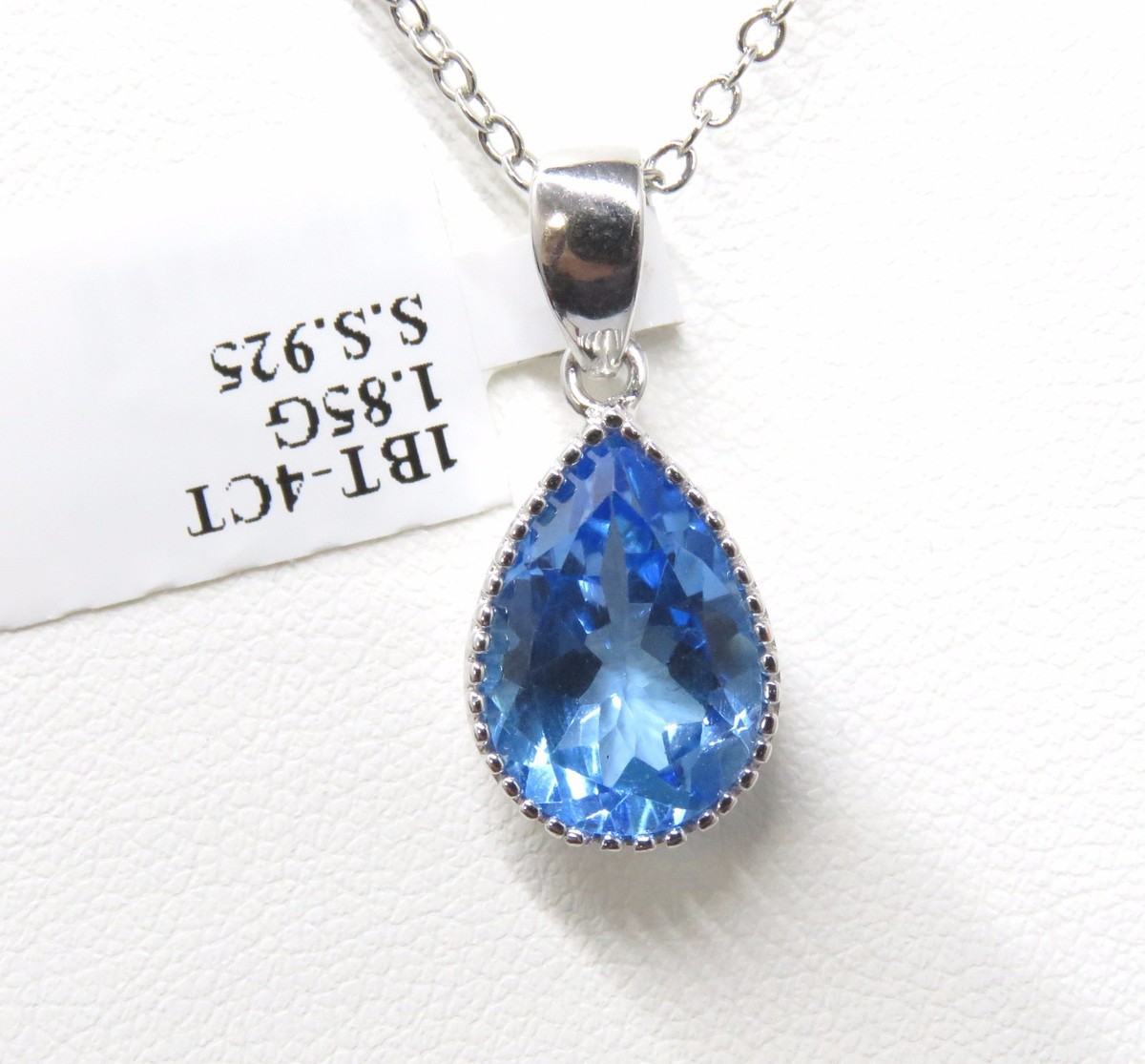 6359s 4ct. Blue Topaz Pear Shape Vintage Style Pendant in 925