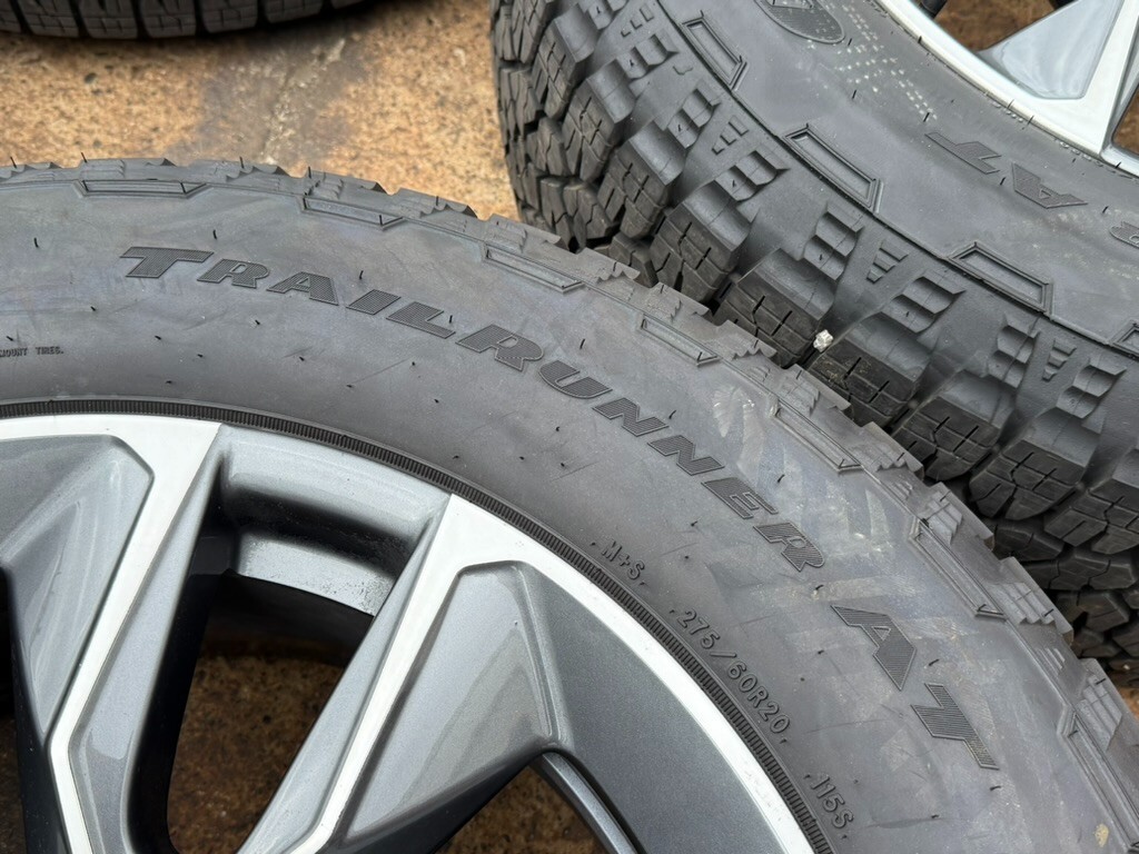 Picture 4 of 6