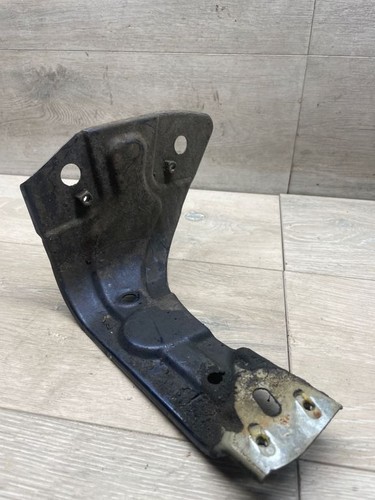 Volkswagen PASSAT B7 2011 Vorne rechts Halterung Kotflügel 3aa821141 TNR29545