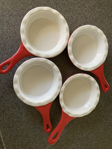 Modern Gourmet Foods Fluted Mini Pie Quiche Pan with Handle Red White Set of 4