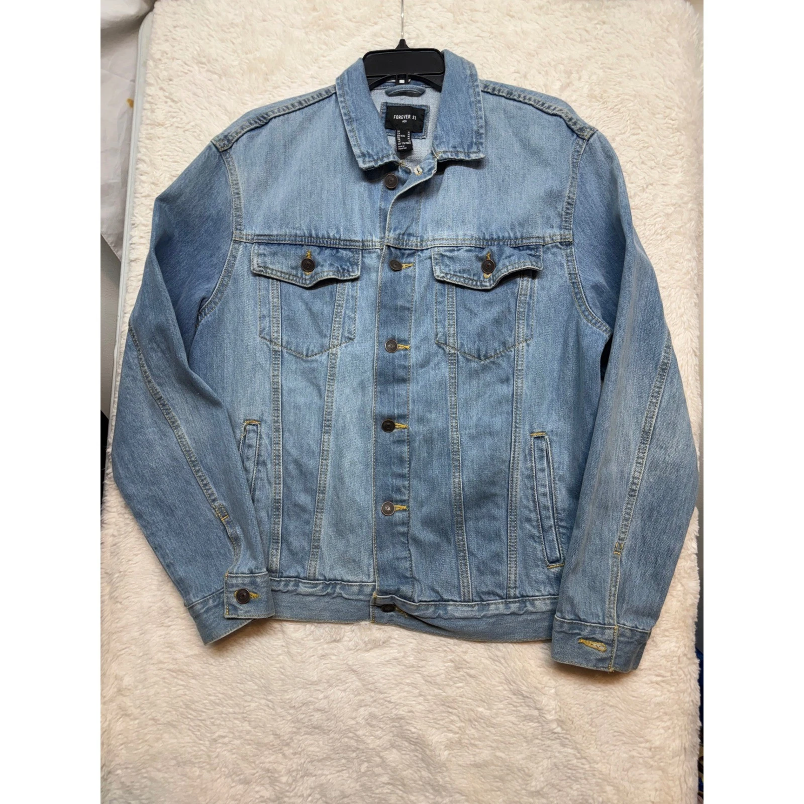 Forever 21 Denim Jacket Mens Medium Light Wash Button Front Trucker
