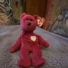 Ty Beanie Babies Red Bear with Heart Patch Retired Original 1999