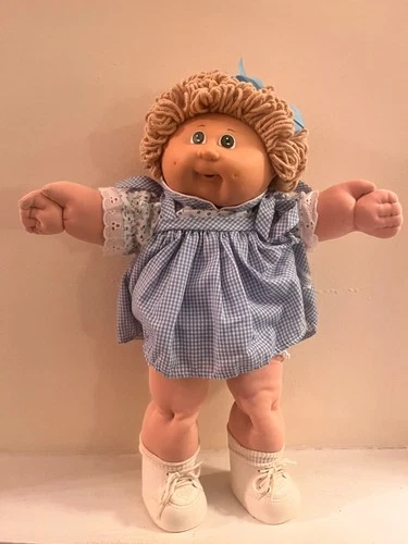 1980’s Cabbage Patch Kid Blonde Short Hair Green Eyes Blue Plaid Dress