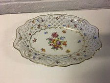 Piatto ovale traforato porcellana tedesca Carl Schumann vintage con decorazione floreale