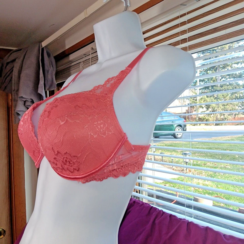Fredericks of Hollywood Bra RN 73120 Pink Lace PUSHUP 36B Underwire T-shirt - Image 2 of 4