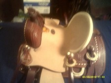 Saddle by Double T 12" Roping All Leather with hard back seat