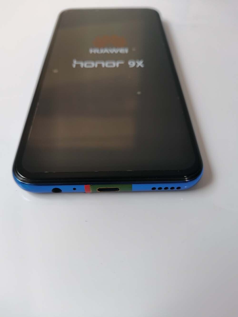 Foto 16 di 18