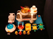 Playmates Space Station Set no 8000