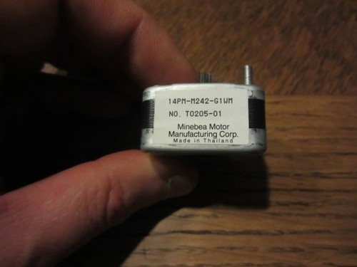 Moteur 14PM-M242-G1WM - Minebea - T0205-01 - Picture 2 of 3
