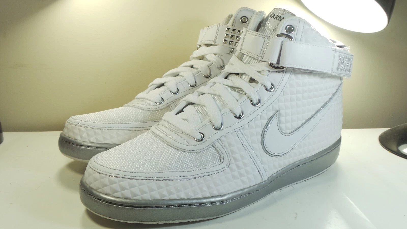 NIKE 2009 VANDAL 325318 111 ROCK AND ROLL 11 VINTAGE AIR FORCE MAX 1 180 DUNK 95