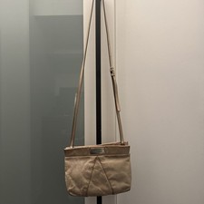 Marc by Marc Jacobs Women's Leather Shoulder Bag Brown/Tan Crossbody