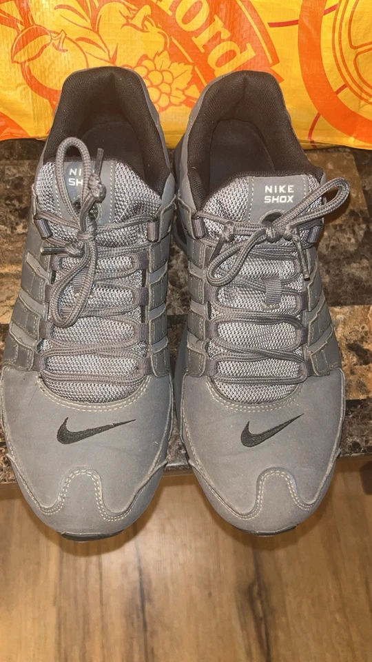 Nike Shox NZ Mens Size 10.5 Dark Grey - Image 2 of 4