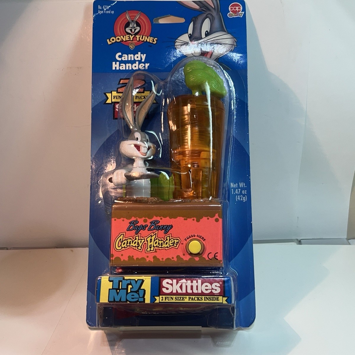 Looney Tunes Bugs Bunny Candy Hander With PEZ Dispenser & 2 Candy