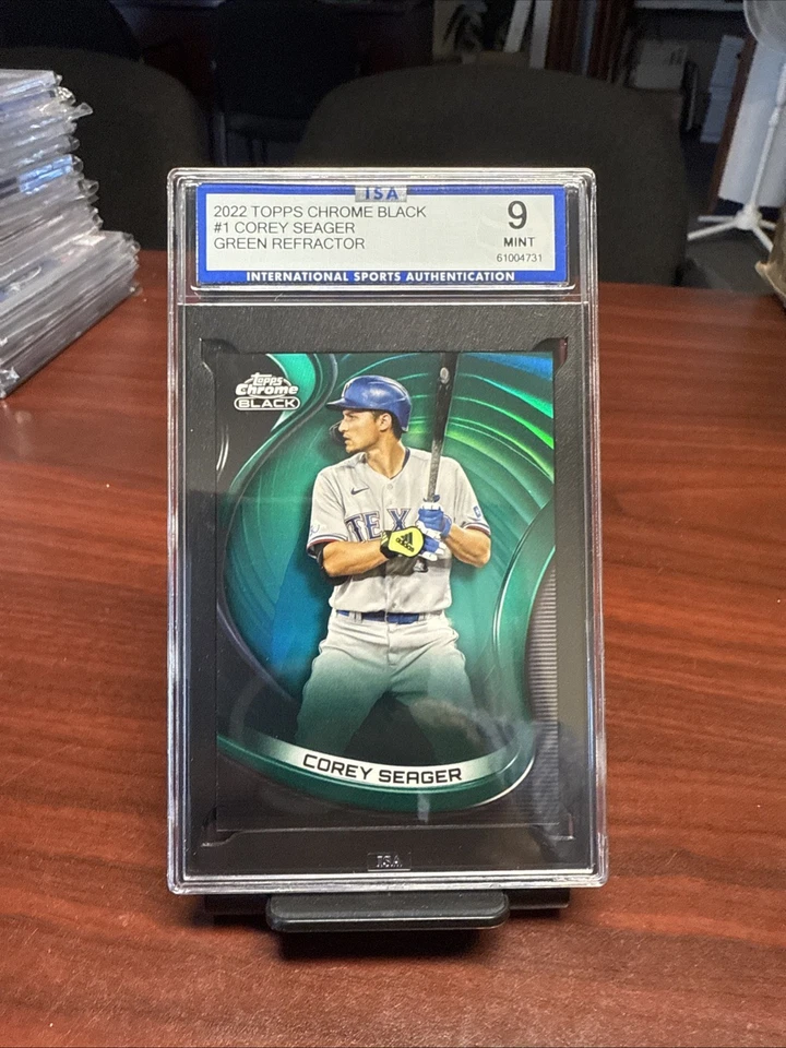 2022 Topps Chrome Black - Green Atomic Refractor #1 Corey Seager /99 - Image 2 of 4