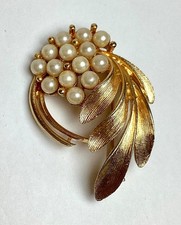 Vintage Alan J. Gold-Tone Leaf & Faux Pearl Berry Cluster Brooch 1.75" x 1.25"
