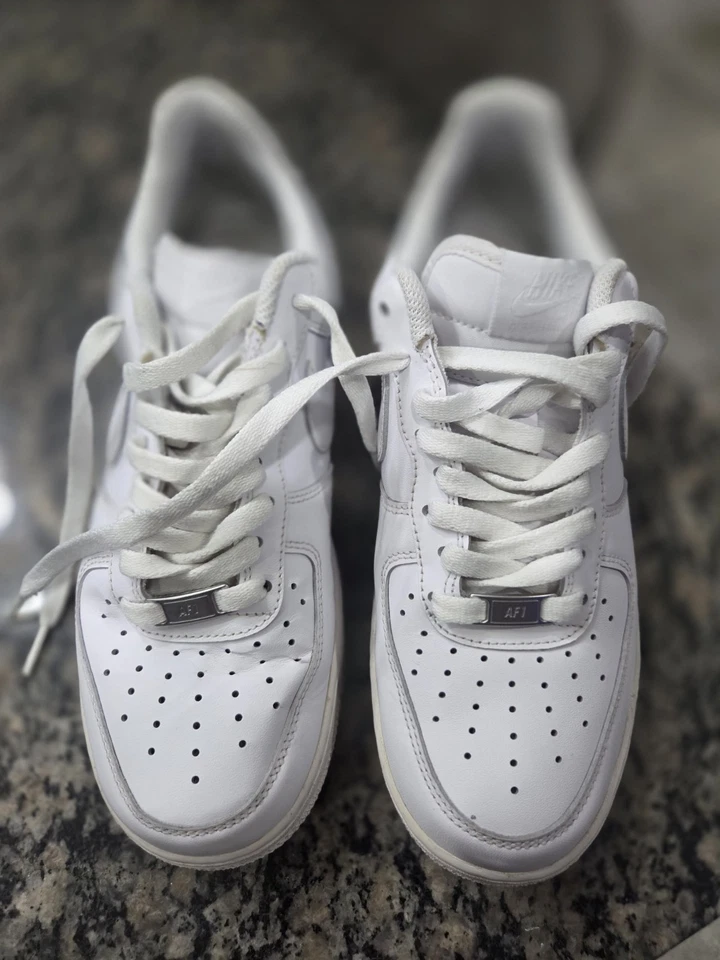 Hombre Nike Air Force 1 Talla Baja 8 Foto 2 de 4