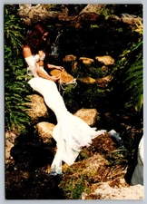 Florida FL~Mermaid Girl~Weeki Wachee Waterpark~c1960s UNUSED Amusement Postcard