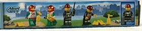 LEGO 60005 City Fire Boat New Factory Sealed 222 pieces Ages 5-12 really floats