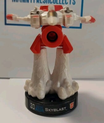 2006 Hasbro Attacktix Transformers SKYBLAST (TF-19-22) figure Jet Form