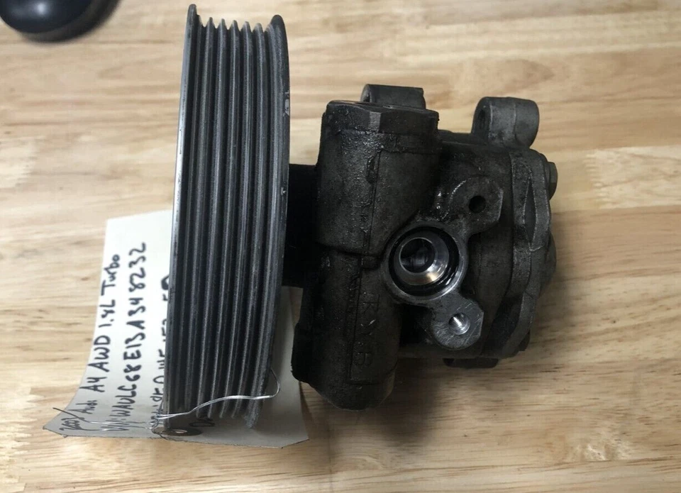 Audi A4 2003 AWD 1,8 L turbo bomba de dirección asistida 8E0145153ES Foto 2 de 4