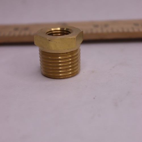 Reducing Bushing Hex NPT Brass 1/2" x 1/4"