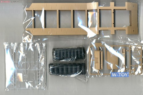 TAKOM 2019 1/35 UKRAINE KRAZ-6446 TRACTOR W/Chmzap-5247g Semi-Trailer Model Kit - Picture 4 of 6