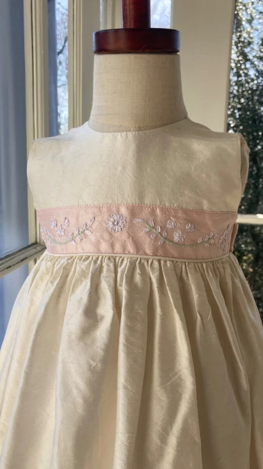 Vestido Strasburg Niñas Talla 24m Delicado Marfil y Rosa Ocasión Especial Foto 4 de 4