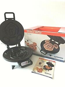Vtg Vitantonio Mickey Mouse Disney Waffle Maker Model 950 Mickey's Waffler