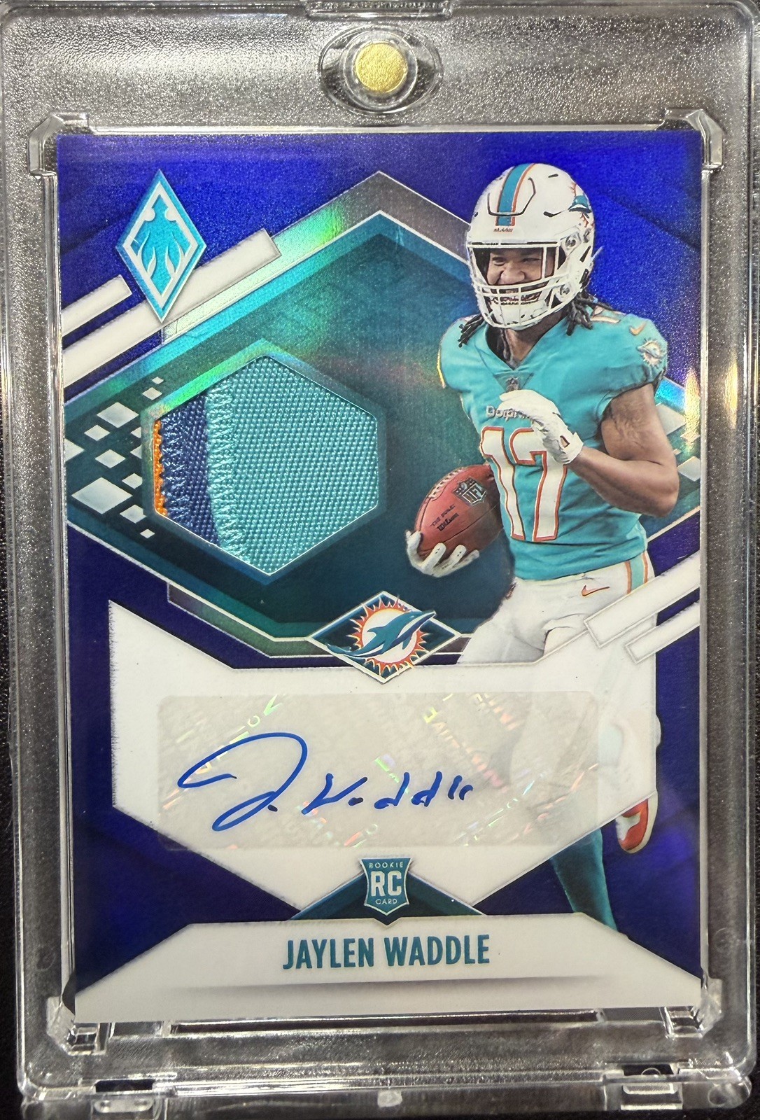 2021 Panini Phoenix - Jaylen Waddle Blue RC RPA Auto Patch /25 #RJA-JWA Dolphins view 3