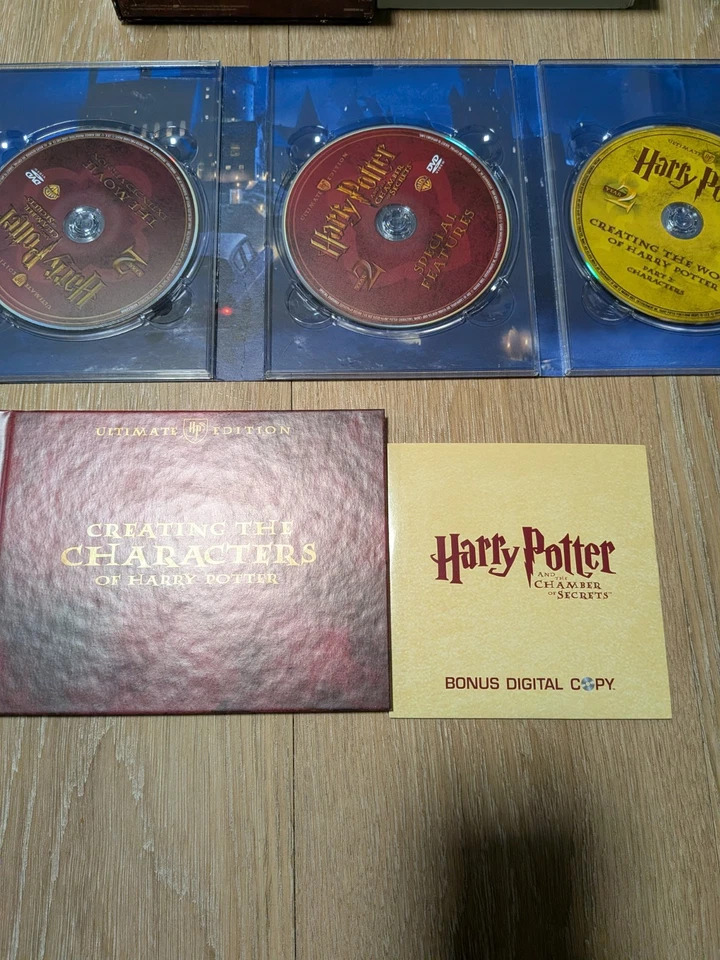 Harry Potter and the Chamber of Secrets Ultimate Extended Edition 4-DVD Set - Image 3 of 4
