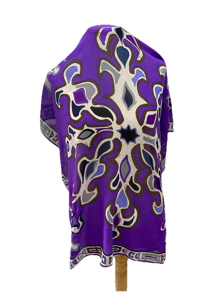 Шарф шелковый многоцветный с монограммой Emilio Pucci S1# 34 дюйма - Изображение 2 из 4