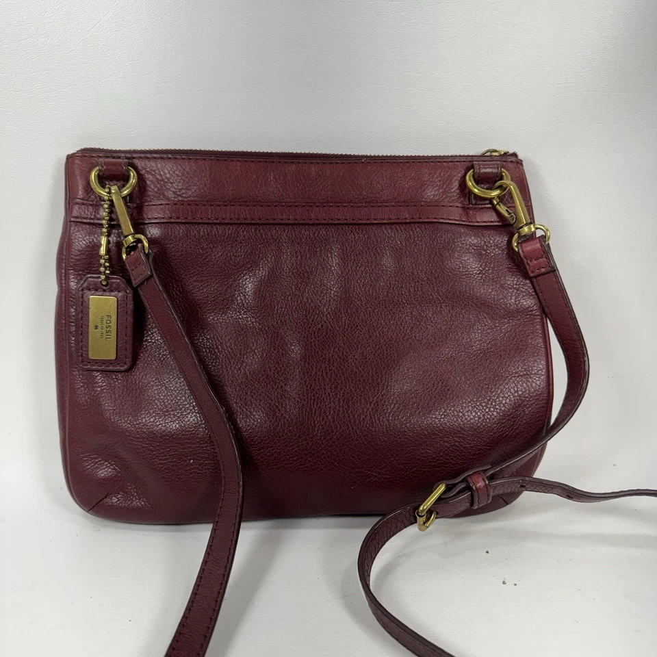 Bolso Bandolera Grande Fossil Preston Cuero Guijarro Rojo Vino Cartera con Cremallera Foto 3 de 4