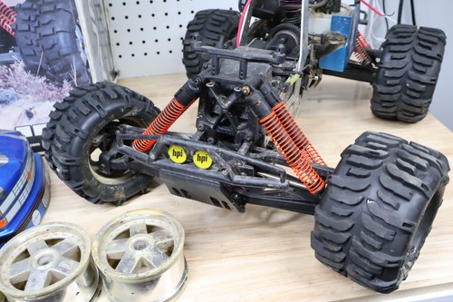 Used HPI Savage 21 4WD 1:8 Giant Monster Truck Nitro RC Vintage W/ Original Box - Picture 9 of 21