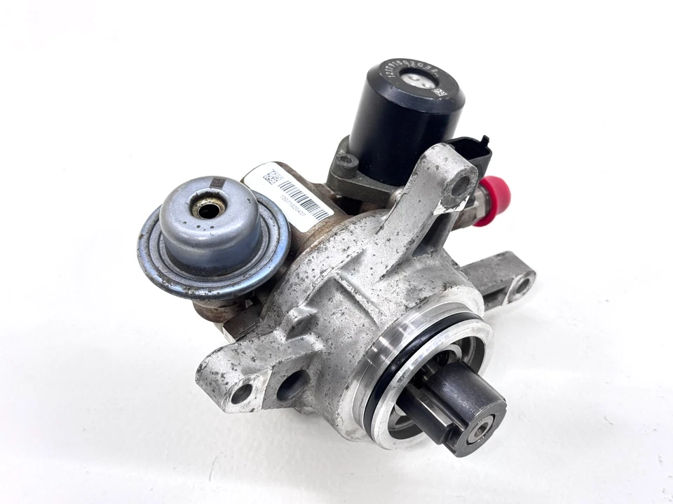 Bomba de combustible de alta presión Porsche Cayenne Panamera 2011-2016 4,8 L fabricante original 93 k millas Foto 2 de 4