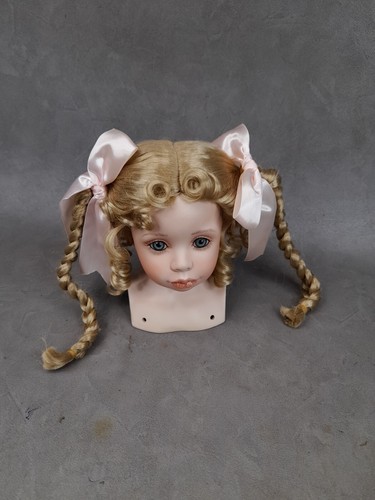 Georgina Whalley Type Porcelain Bisque Doll Head - Picture 12 of 12