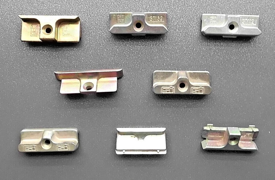 Siegenia Aubi u.a. Schließblech ST 251 112 720. 2 061 2260 1902 159 292. 2 580-1