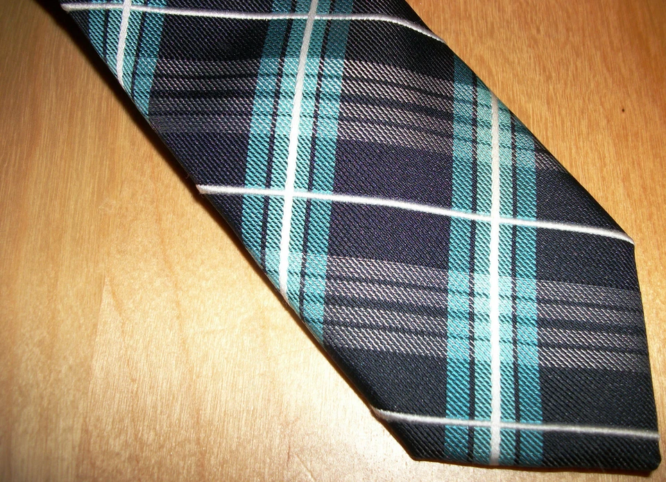 Gravata masculina de microfibra xadrez verde-azulada magra Epoint 59" de comprimento x 2,1" W (D744) - Imagem 2 de 4